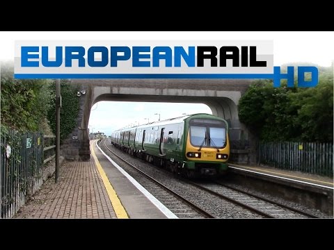 Iarnród Éireann Irish Rail Commuter 29000 DMU 29017 calls at Gormanston Station