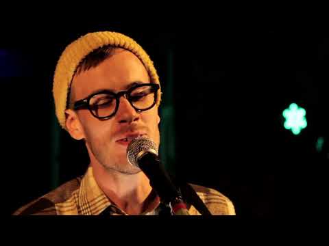 The Thoughts That Give Me The Creeps - Hellogoodbye