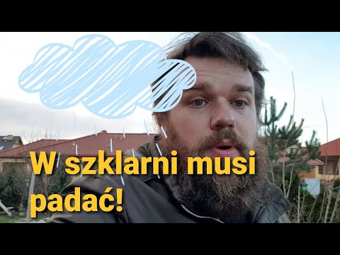 Po co podlewać szklarnię zimą?