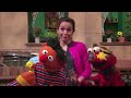 Sesame Street Rubber Duckie Episode 4710 European Spanish