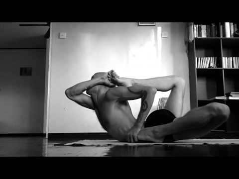 Gherandasana B