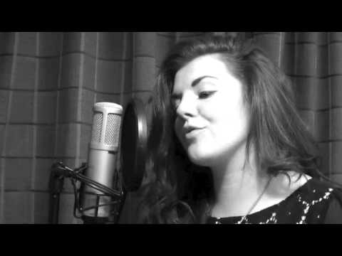 Sophie Jill - The Way (Live) Ariana Grande Cover)