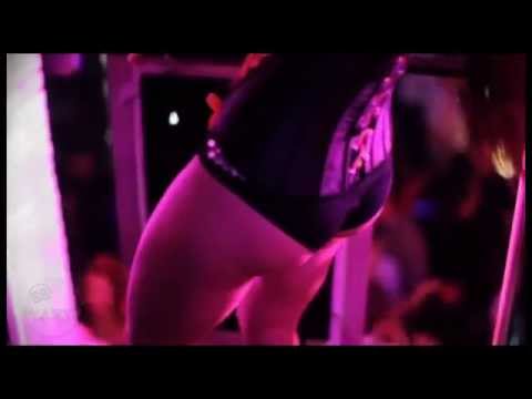 Vincent Vega ft MaxMagnum - Do You Think I'm Sexy