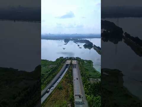 Who designed this underwater road? That's so talented!#viralshort #subscribe