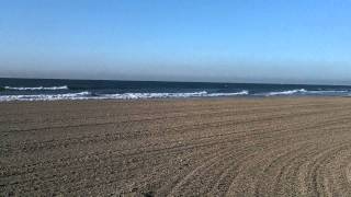 preview picture of video 'Avalon, NJ Beach in the morning (1 of 2)'