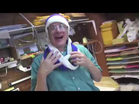 Klein Bottle Guy Says Look 327,685 Times