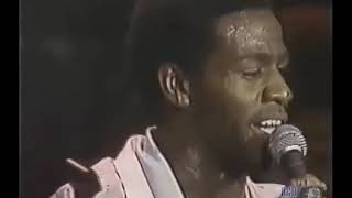 Al Green - &quot;Love And Happiness&quot; (Live)