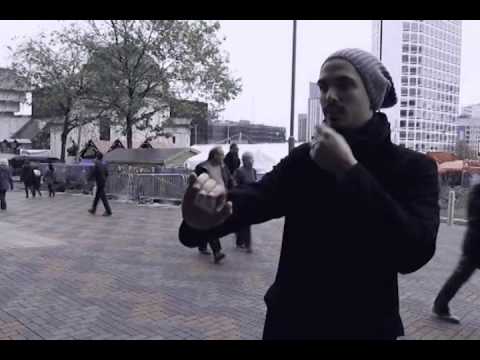 Looking Glass 2.0 (2 Gimmicks included) by Romanos and Magic Tao