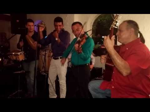 Mayito El Sonero & Violinist Ivan Garcia - Guantanamera - with The Brew Band