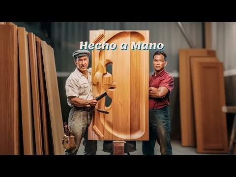 Construcción artesanal de paneleros de madera en Zamora Chinchipe
