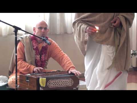 Initiation Ceremony Kirtan - HH Kadamba Kanana Swami
