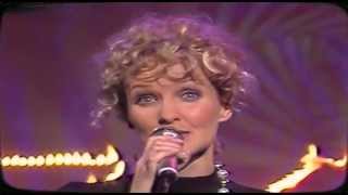 Songtext von Kristina Bach - Avanti Avanti ... Text Musik-video-Miniaturansicht