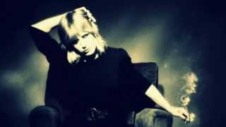 Marianne Faithfull - Sign Of Judgement