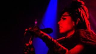 Elsiane -  Prosaic (Live)