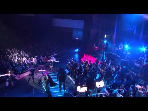 hush hush/ i will survive/ first be a woman/ i love you,baby/ concert solo/ Palatul National/ 2012