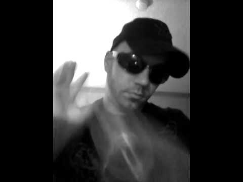 Cretan Greek Dance - Water Bottle Drum Beat