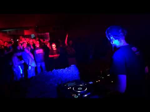 Reng Deng Deng - 10 Year Anniversary - Falcon vs. RGB - Toxic Inside vs. Khaoz Kate