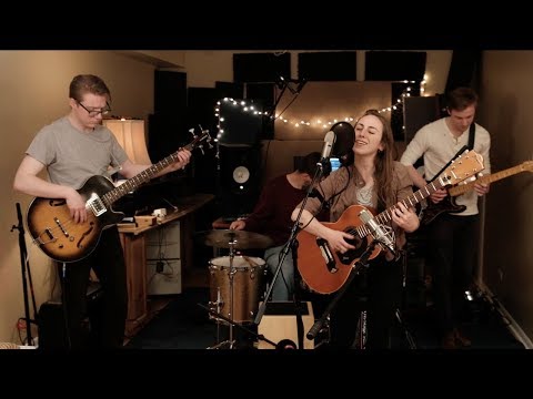 download lagu mp3 mp4 Sophie Rae, download lagu Sophie Rae gratis, unduh video klip Sophie Rae