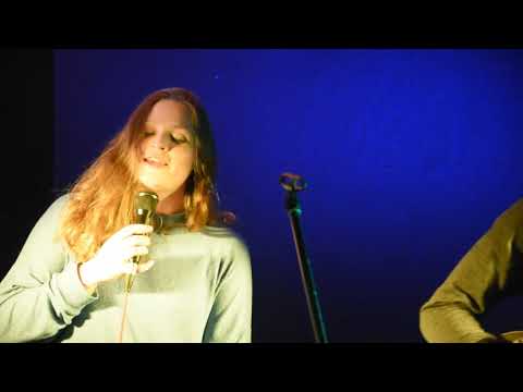 191115-Darren Stammers & Lara Anstead Passenger & Fever