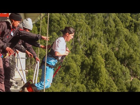 The Worlds Highest bridge bungee jump - Bloukrans Bridge, South Africa (216 meters)