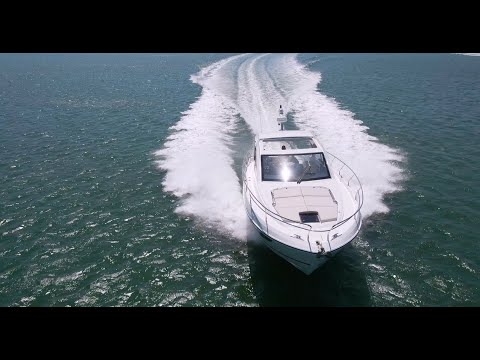 Gran Turismo 41 by BENETEAU Gran Turismo 41 by BENETEAU