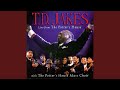 Let's Give Him Praise (feat. The Potter's House Mass Choir) (Live)