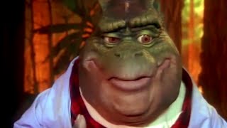 Earl Sinclair from &quot;Dinosaurs&quot; Covers Notorious B.I.G. | What&#39;s Trending Now