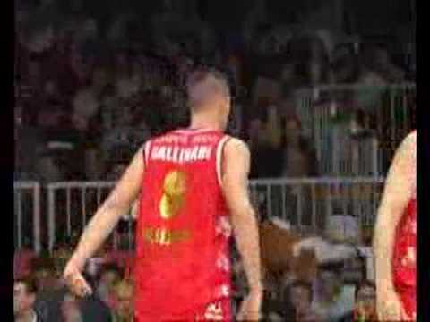 Tripla con finta di Danilo Gallinari (Armani Jeans Olimpia Milano)