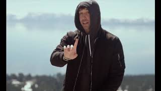 &quot;Frio&quot; by Mike Stud but every time he says Frio it speeds up.