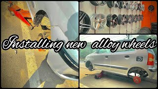 New alloy wheels installing in hyundia santro car