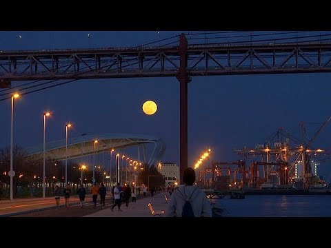 Supermond über Lissabon und Madrid