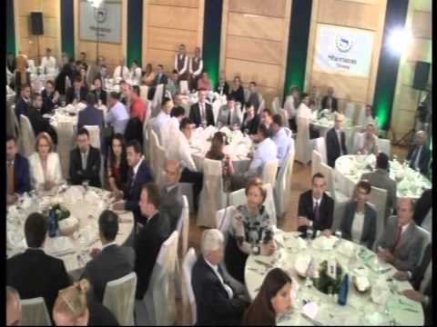 NJE JAVE PROTESTA ECURIA E MANIFESTIMEVE TE SHQIPTAREVE E REAGIMET NE MAQEDONI LAJM