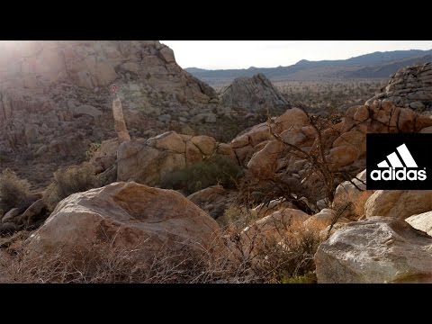 SO HIGH | Romain Desgranges , bouldering in Joshua Tree .:  :.