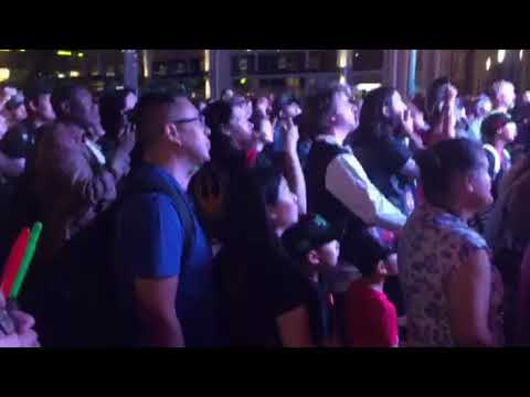 Fans watch Star Wars: The Last Jedi Trailer at...