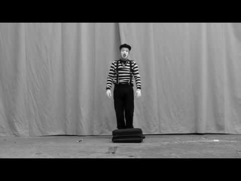 download lagu mp3 mp4 Circus Machine, download lagu Circus Machine gratis, unduh video klip Circus Machine