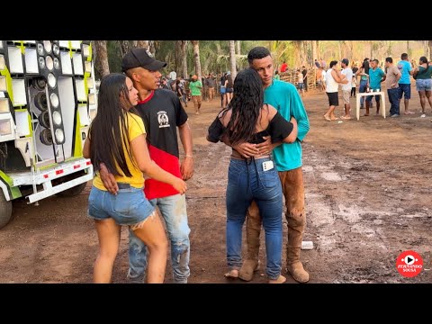 mikael teclas / Forró e  Pressao na Arena Cipó