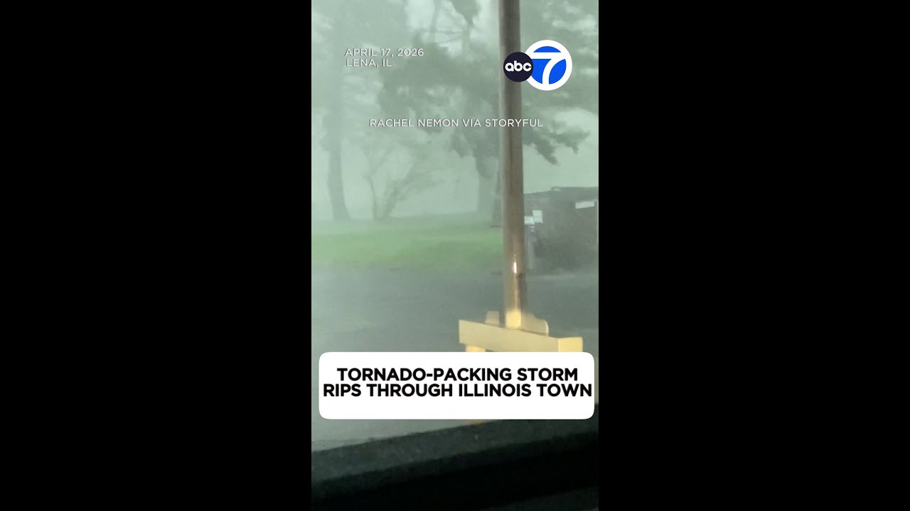 Tornado-packing storm rips through Illinois