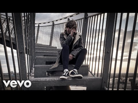 Sarah Stefanski - Silhouette (prod.by Produzza)