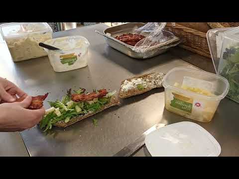 sandwich med hønsesalat