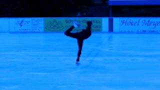 preview picture of video '2009 February 21 demo show figure skating Fleur Maxwell, ice skating rink at Beaufort, Luxemburg'