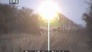 preview picture of video 'Tren de NCA con la 9095 de Ferrocentral en cercanías de James Craik rumbo a Córdoba'