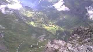preview picture of video 'Geiranger from Mount Dalsnibba'
