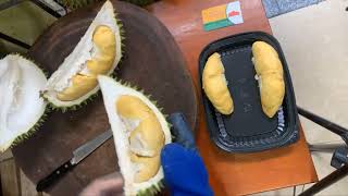 Open Durian With hand Easily - Street Food 01