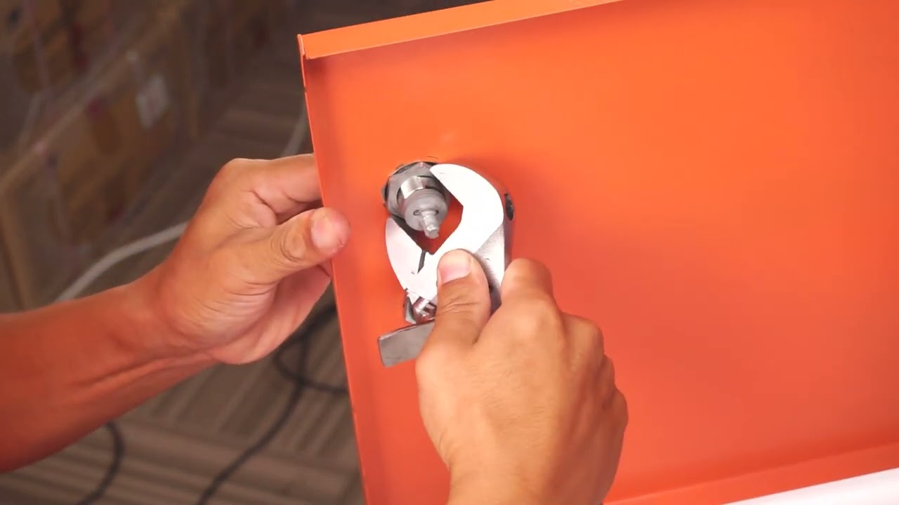 The Installation Guide Video of Vanma Cam Lock