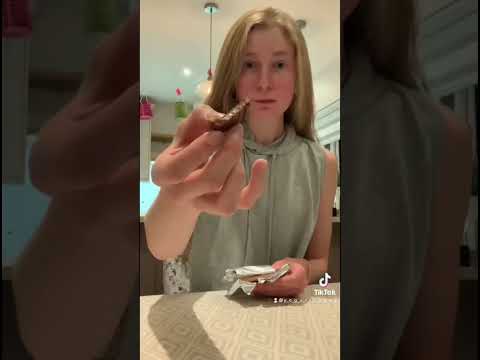 Eating a Lindt Lindor salted caramel bar and reviewing it | eating disorder recovery