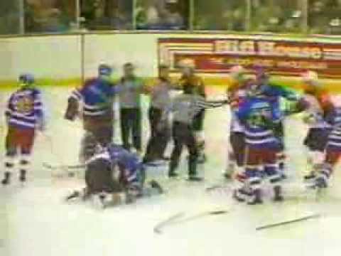 Rangers Flyers scrum Jan 31, 1987