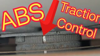 2016 Dodge Dart 1.4l - ABS and Traction Light - C003A - C0039 - C15E9 - U0415