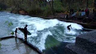 preview picture of video 'surfing in munich'