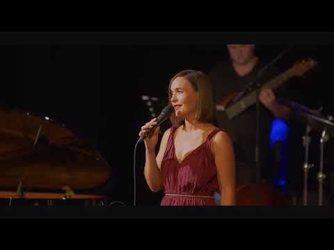Lastovka - Big Band KK & Nina Strnad