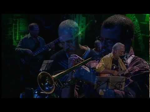 Roberto Menescal | Agarradinhos (Roberto Menescal e Rosalia de Souza) | Instrumental SESC Brasil